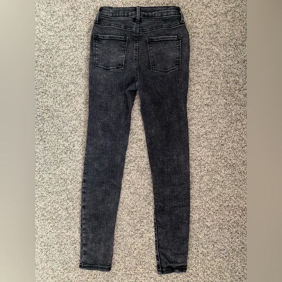 Girls Old Navy ballerina skinny jeans with black, washed denim - Picture 3 of 3